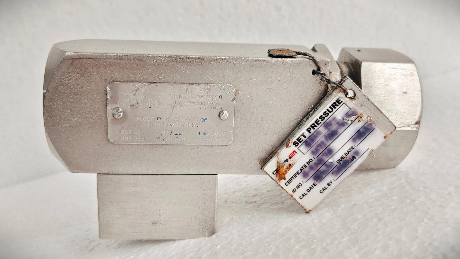 admin/uploads/uploads/gilmore proserv 25331-5 npt psi g92875_4.webp